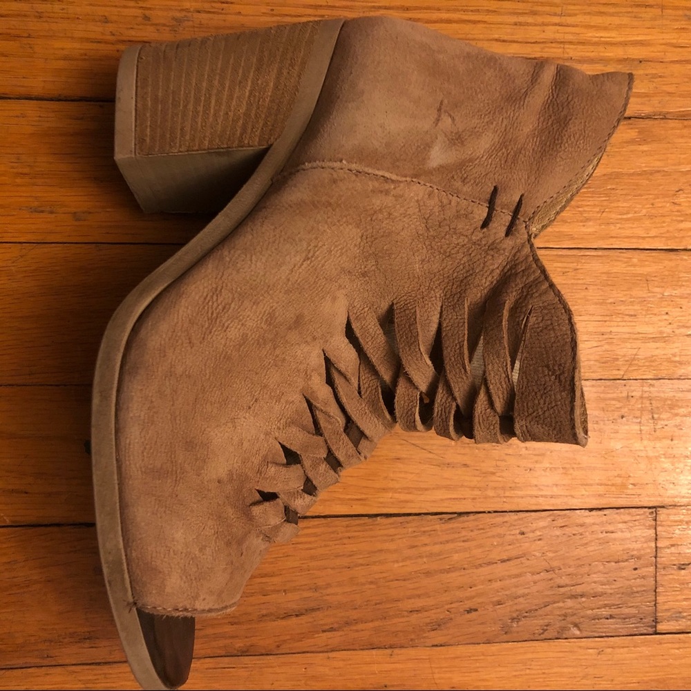 Unity in Diversity Peep Toe Bootie - Picture 4 of 7